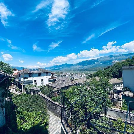 Hida Guest House ジロカストラ エクステリア 写真
